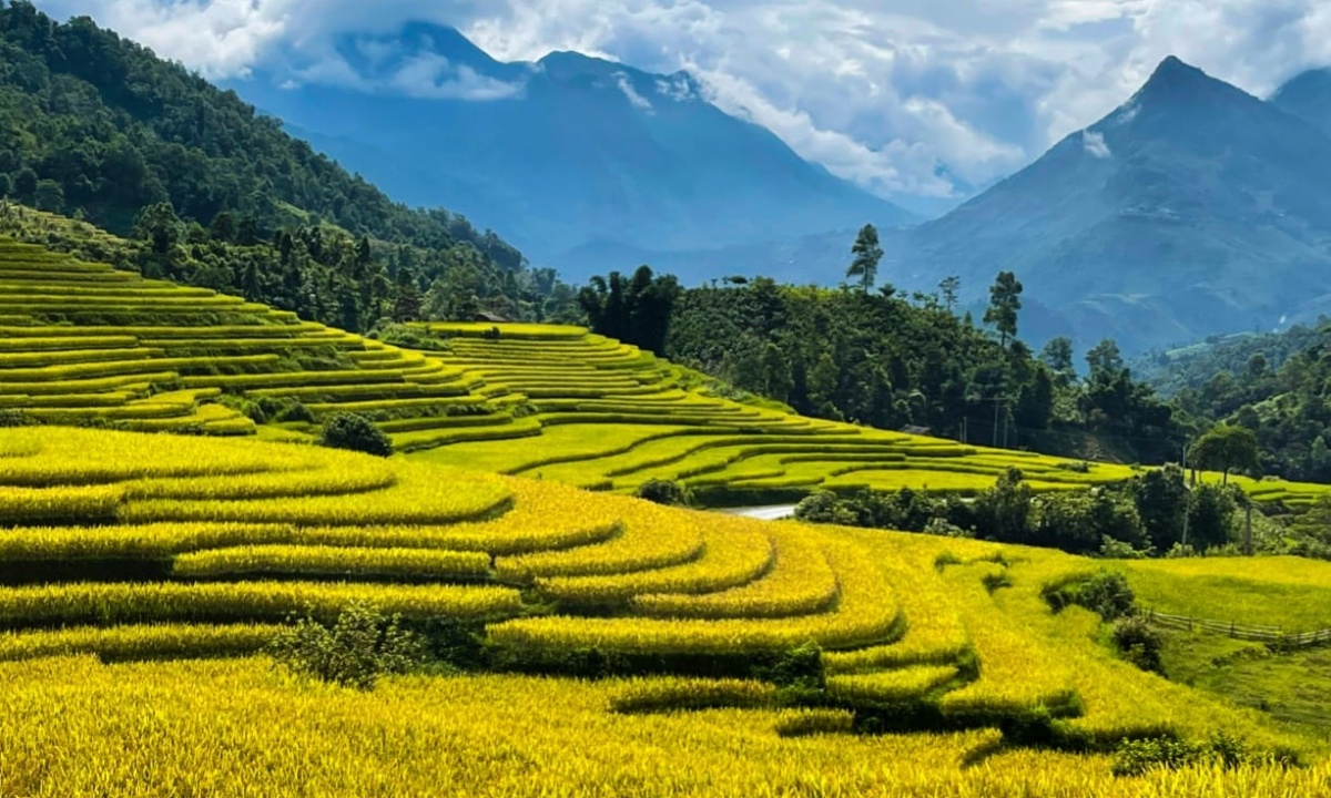 6 Days Myth and Mountains of North Vietnam