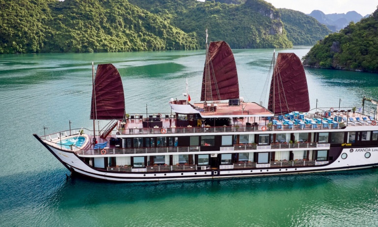 Amanda Luxury Cruise