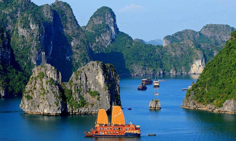 Southeast Asia's Hidden Gems: 20-Day Tour through Thailand, Vietnam & Cambodia