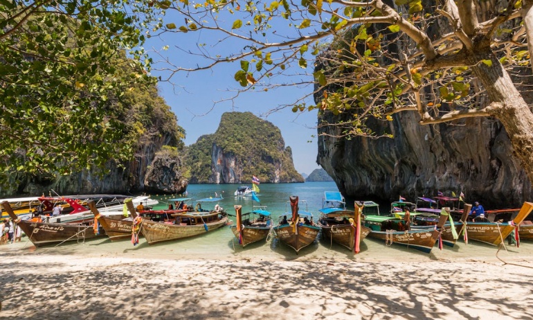 15 Days Pleasant Vietnam and Thailand Vacation