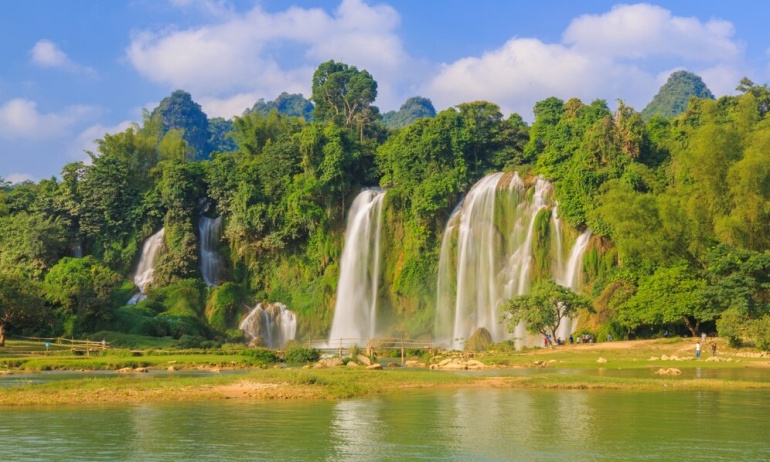 5 North - East Vietnam Adventure