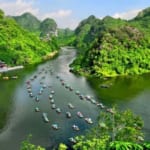 boat-ride-at-trang-an-grottoes-600×400